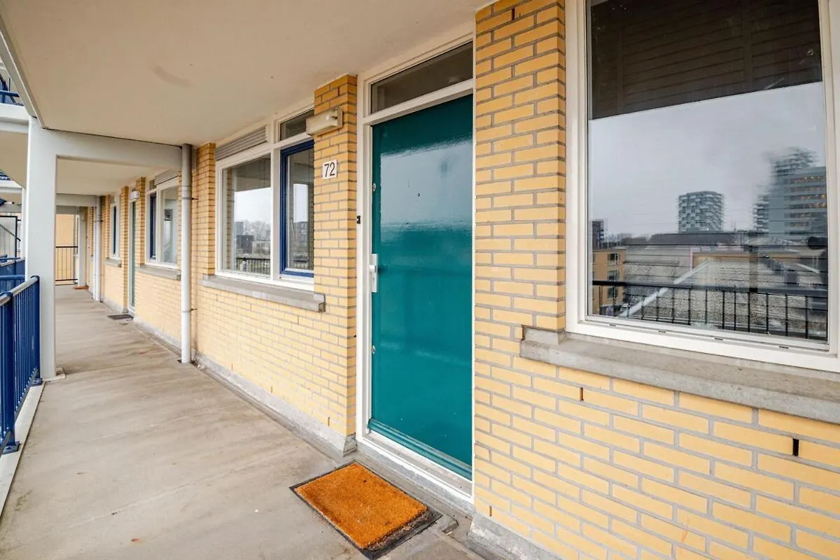 A Cosy Apartment Rotterdam 0*,  Holland