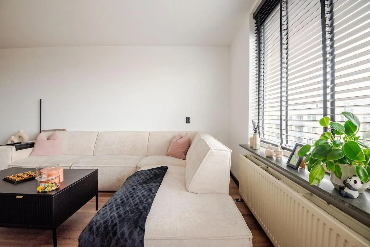 A Cosy Apartment Rotterdam 0*,